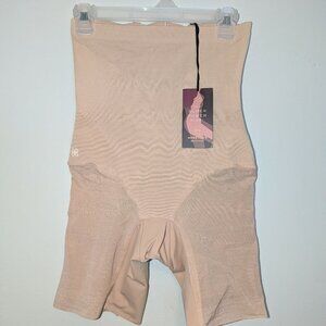 Honeylove Medium The Super Power Short Scuptwear NWT